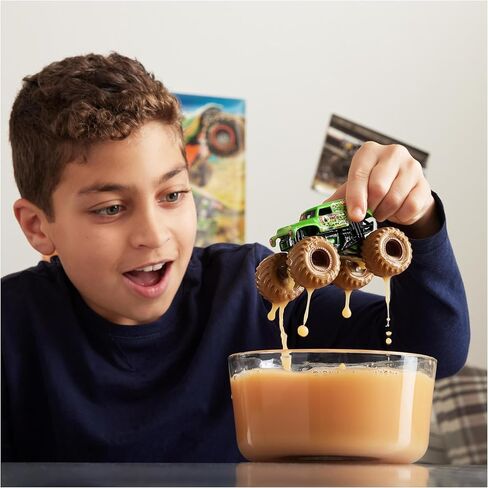 Monster Jam, Mystery Mudders 2-Pack Monster Trucks, Official 1:64 Die-Cast Vehicles, Wash to Reveal (Styles Will Vary), Kids Toys for Boys 3 and Up in Kuwait