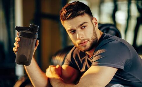 EBAT زجاجة شاكر وردي فاتح ث. تصميم ميكانيكي أنيق (غطاء ملتوي قابل للقفل ومضاد للتسرب وثابت مع ذراع رفيع، حلقة عصرية كبيرة)، كوب قوي مضاد للسقوط، كرة خلاط غير معدنية صلبة مقاس 1.77 بوصة، خالية من مادة BPA، سعة 16 أونصة / 500 مل in Kuwait