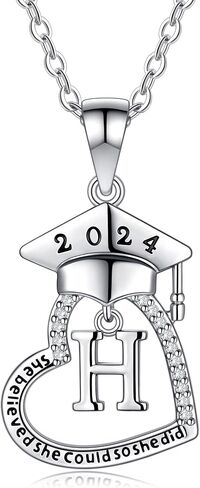 هدايا التخرج لها، فئة 2024 هدايا التخرج من الكلية في المدرسة الثانوية للابنة أفضل الأصدقاء، قلادات التخرج الأولية على شكل قلب مكعبة زركونيا مطلية بالذهب عيار 14 قيراط للنساء والفتيات مجوهرات in Kuwait