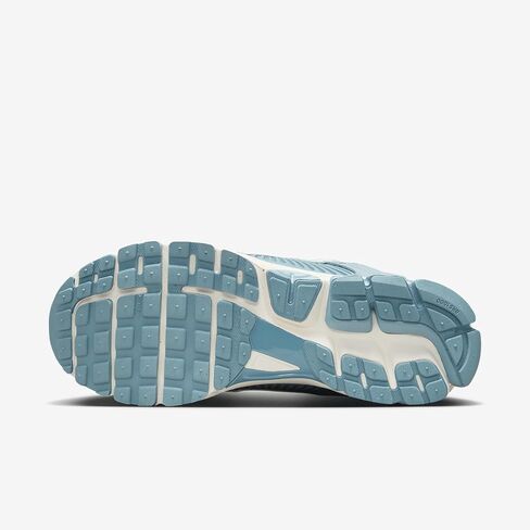 Nike Men's Sneaker in Saudi Arabia