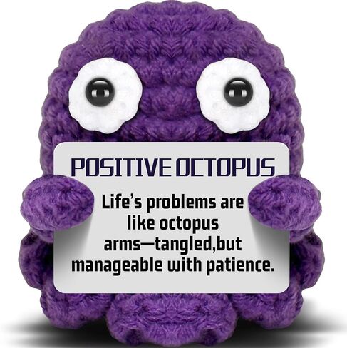 Mini Octopus الدعم العاطفي الكروشيه مع بطاقة مضحكة ، هدايا عيد ميلاد للأصدقاء أفضل زميل in Kuwait