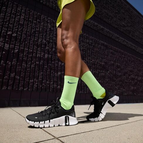 Nike Free Metcon 5 Women's Workout Shoes (DV3950-104 ، White/Kally Volt/Pink Crimson) Size 6.5 in Kuwait