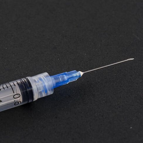 100 Pack 1ml Syringe with 27Gauge 1/2Inch (13mm) Needle Luer Lock, Disposable Lab Injection Syringes Individually Wrapped in Kuwait