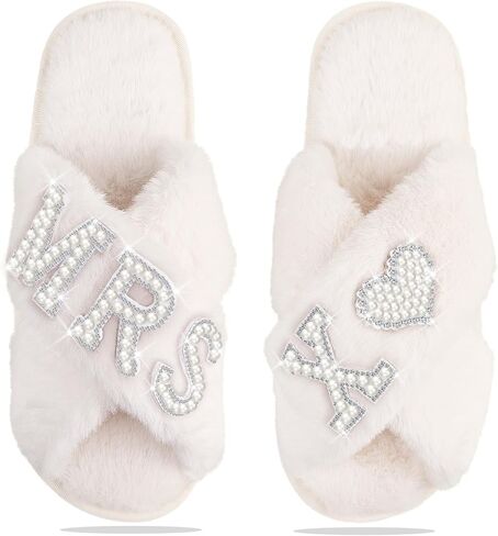 Bride Slippers for Wedding Day, Bride To Be Bridal Shower Gift for Women Bridesmaids, Personalized Initial MRS Pearl Letter Open Toe Fuzzy Flip Flops, Getting Ready Outfit, Bachelorette Party in Kuwait