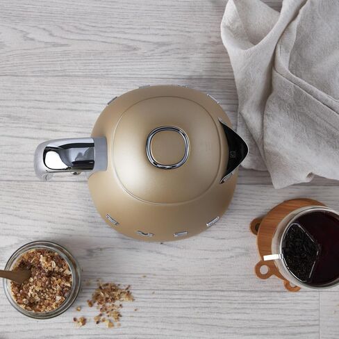 Smeg Electric Kettle Matte Champagne و 2-slice toster matte Champagne in Kuwait