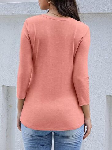 تي شيرت نسائي بياقة على شكل V وأكمام 3/4 تي شيرت أساسي بحاشية منحنية تي شيرت فضفاض غير رسمي مناسب 2025 in Kuwait