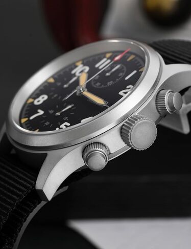 ساعات ميليتادو العسكرية للرجال كرونوغراف 39 ملم ساعات معصم طيار مع حزام جلدي أسود 20 ملم in Kuwait