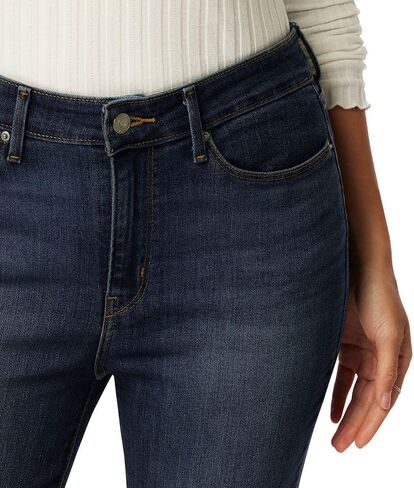 Levi Strauss Signature Gold Women's Goldnity Conference Conference Ald-on Jeans (Standard and Plus) in Kuwait