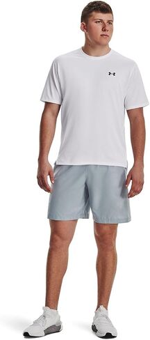 شورت رجالي من Under Armour منسوج مقاس 8 بوصة فضفاض مقاس متوسط in Kuwait