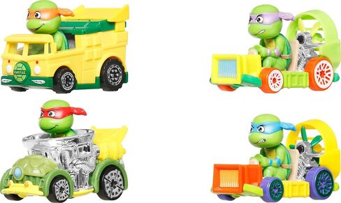 Hot Wheels Racerverse ، مجموعة من 4 سيارات تموت 1:64 سيارات الألعاب المحسنة للقيادة على المسارات مع شخصيات ثقافة البوب ​​كسائقين in Kuwait
