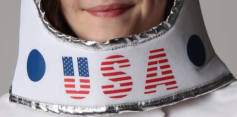 Storybook Wishes Kids خوذة رائد فضاء من القماش الأبيض الناعم in Kuwait