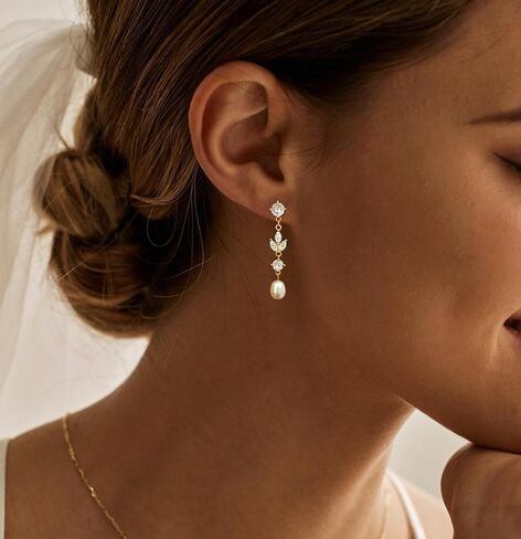 أقراط لؤلؤة للنساء العصرية ، 14K مطلي بالذهب العذبة CZ Leaf Pearl Dangle Drop Mold أقراط خفيفة الوزن خفيفة الفقرة مرتين in Kuwait