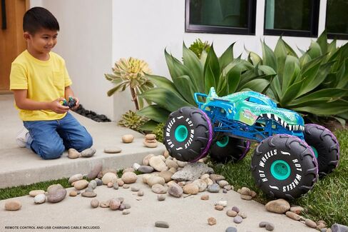 Hot Wheels Monster Trucks 1:15 Scale Mega-Wrex Alive Battery-Powered RC Vehicle with Lights & Sounds in Saudi Arabia