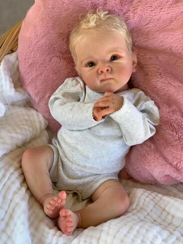 Zero Pam Lifelike Reborn Baby Dolls Girl 18 inch Realistic Reborn Dolls Soft Silicone Full Body Anatomically Correct Baby Doll with Real Hair Real Life Preemie Baby Dolls with Accessories in Kuwait