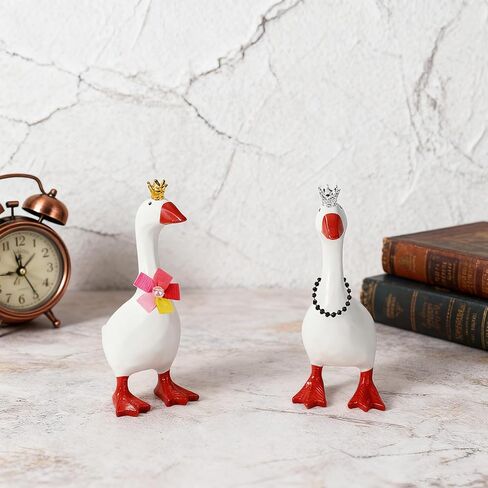 15pcs 7in Desk Goose Outfits, Mini Porch Goose Accessories with Sunglasses Camera Pendant Necklaces Collar Heart Star Gold Chain Fun Clothes Costume Set for Magnetic Table Geese Statue Decor in Saudi Arabia