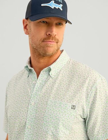 Huk Men Pattern Kona Pattern Short Sleeve Fishing Button Down Down Sirt in Kuwait