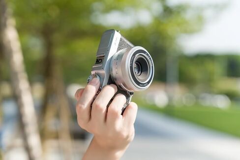 TTARTISAN AF 23mm f1.8 APS-C Frame Lens for Fuji X Mount Cameras for Fujifilm XS10 X-E4 X-T10 X-T20 X-T3 X-T4 X-T100 X-T200 X-T30 X-Pro1 X-Pro2 X-Pro3 X-E1-Black in Kuwait