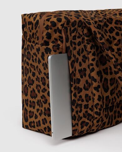 BAGGU Women's Small Cloud Carry-On Bag in Saudi Arabia