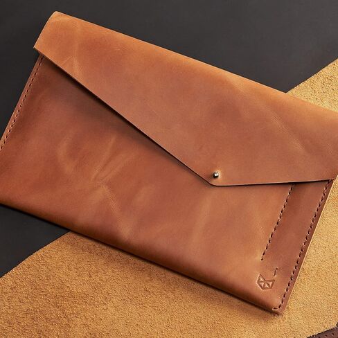 حافظة كمبيوتر لوحي Capra Leather 2 reMarkable للرجال، حافظة للقارئ الإلكتروني باللون البني الفاتح، غلاف ورقي رقمي مصنوع يدويًا بالحبر الإلكتروني، حامل قلم تحديد واقي. هدايا رجالي in Kuwait