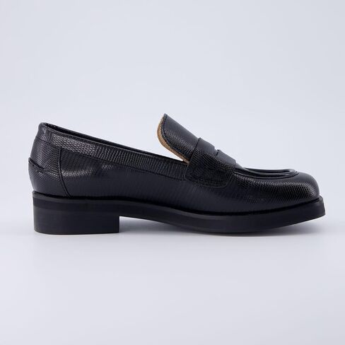 حذاء Charade Penny Loafer للسيدات من CUSHIONAIRE + إسفنج يحتفظ بالشكل، متوفر بعرض واسع in Kuwait