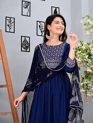 TUNIC TUNIC للسيدات الهنديون Rayon Red Anarkali Kurtis Pant يتجه W Nazmeen DuPatta/Anarkali Kurti Red in Kuwait