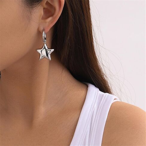 أقراط Gold Gold Star For Women Gold Charm Huggie أقراط مكتنزة أقراط خفيفة الوزن ثلاثية الأبعاد in Saudi Arabia