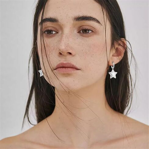 أقراط Gold Gold Star For Women Gold Charm Huggie أقراط مكتنزة أقراط خفيفة الوزن ثلاثية الأبعاد in Saudi Arabia