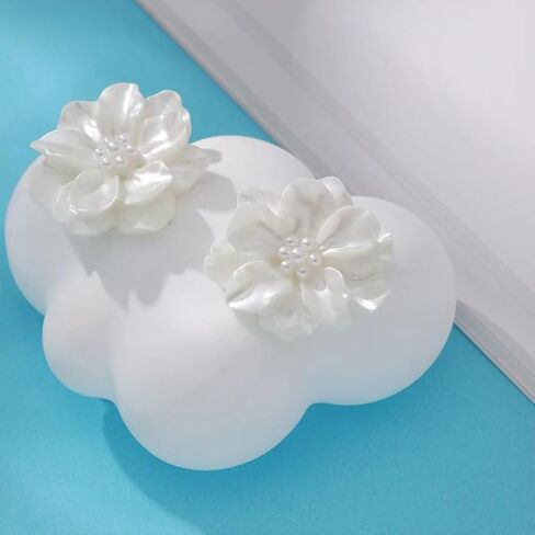 White Flower Pearl Crystal Stud Earrings Statement for Women, Dainty Simple Shell Floral Beaded Pearls Zirconia Earring Boho Party Birthday Jewelry Gifts in Saudi Arabia