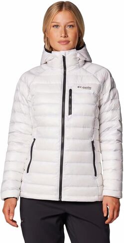 Columbia Women's Arctic Crest Down Hooded Jacket in Saudi Arabia