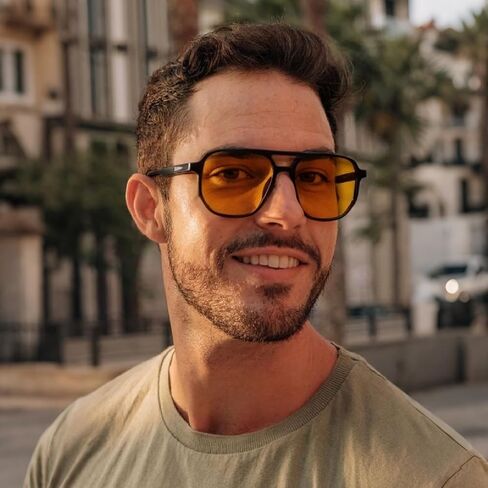 Retro Aviator Sunglasses for Women & Men Lightweight Square Shade UV400 Protection Unisex Sun Glasses Frame in Kuwait