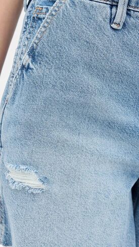 Long Carpenter Shorts in Ecru003 by good american in Saudi Arabia