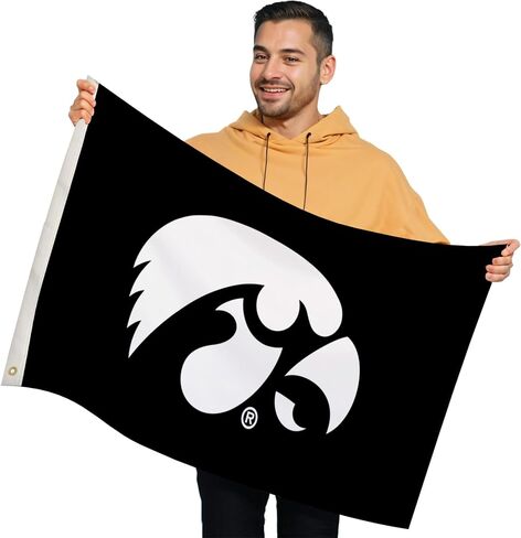 Iowa Hawkeyes 2 'X 3' College Sports Print Print - NCAA المرخص - نايلون - لافتة المدرسة (أسود ، ذهبي) in Kuwait