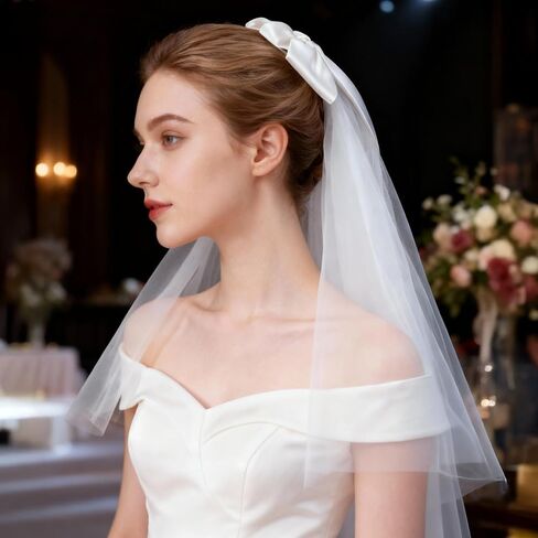 White Short Wedding Veil Short Bridal Veil Rhinestone Bride Veils Women's Short Vails with Rhinestone Bachelorette Party Veil Elegant Tulle Layer Veil for Brides and Women, 40cm/15.7" in Saudi Arabia