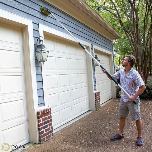 عمود تمديد DOCAZOO بطول 6-24 قدمًا (يصل إلى 30 قدمًا) وفرشاة ذات شعيرات متوسطة مقاس 10 بوصات لجوانب المنزل والسطح والمرآب والفناء والمزيد in Kuwait