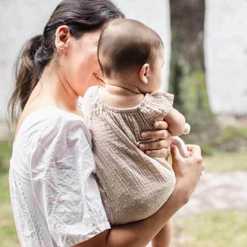 Burt's Bees Baby-Girls Bubble Romper و 100 ٪ من القطن العضوي من قطعة واحدة in Kuwait