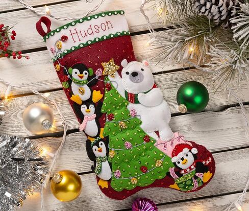 Bucilla ، Polar Pals ، Felt Hostique 6 قطع زخرفة طقم ، مثالي للفنون والحرف اليدوية DIY ، 89752E in Kuwait