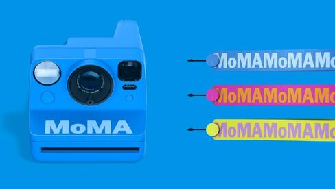 Polaroid Now Generation 3 MOMA EDITION مع عدسة ذاتي واضحة للإنسان وعدسة التركيز التلقائي in Saudi Arabia