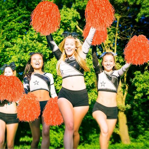 VAIPI 24 قطعة من كرات بوم بومس للتشجيع من رقائق معدنية مع مقبض بلاستيكي لبطولة روح فرقة المشجعين الرياضية، وحفلات التشجيع، ولعبة العودة للوطن، وتجمع البيب، والاستعراض in Kuwait