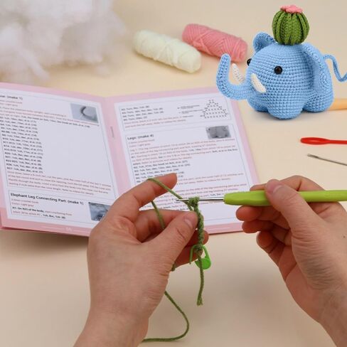 طقم كروشيه الفيل من لوف مي للمبتدئين، طقم حيوانات كروشيه، طقم كروشيه للمبتدئين مع تعليمات فيديو خطوة بخطوة للبالغين والأطفال، فن الحرف اليدوية باللون الأزرق in Kuwait