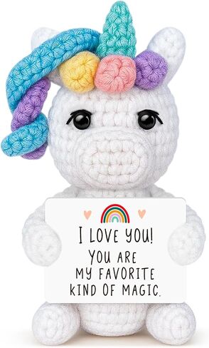 هدايا Crochet Unicorn مضحكة للنساء معلمات مدرب ، معلم ، صغير المصنوع يدويًا ، ديكور ديكور مع بطاقة رائعة ، عيد ميلاد لطيف التقاعد فيل أبيض تبادل عيد الميلاد. in Kuwait