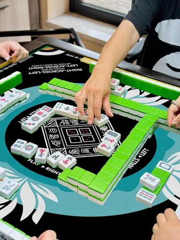 Mahjong Mat مع Tech Velvet ، قابلة للغسل الماكينة ، تقليل الضوضاء ، مضاد للانزلاق ، وملمس خالي من التجعد ، اللمسة الناعمة ، قاعدة اللعبة ، مع حقيبة حمل: 32.4 بوصة حصيرة للبوكر واللوحة والبلاط والدومينو (الأخضر) in Kuwait