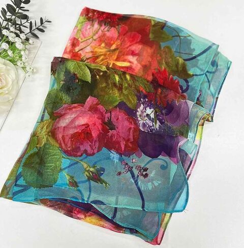 الوشاح للنساء الأزياء الأوشحة طباعة نمط خفيفة الوزن واقي من الشمس يلف شالات in Kuwait