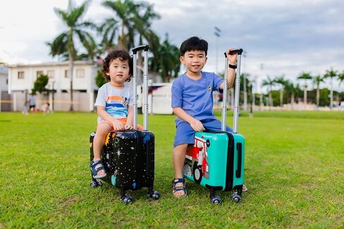 Younglingz Lil Flyer 20'' kid ride on suitcase child stroller spinner luggage (Glam) in Kuwait