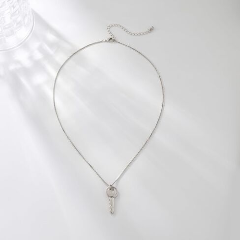 Gold Key Necklace for Women Dainty Key Necklaces Fashion in Kuwait
