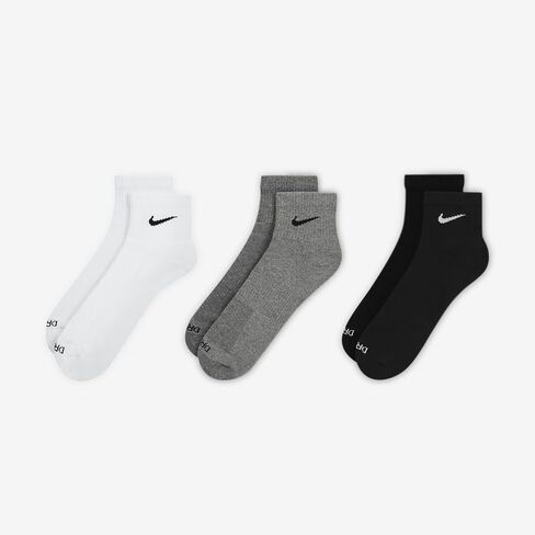 Nike Men's كل يوم بالإضافة إلى توسيد in Saudi Arabia
