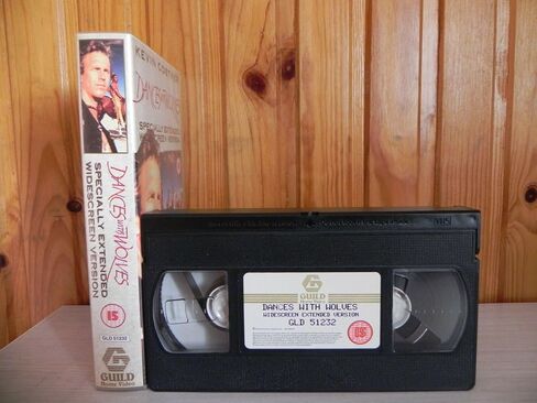 الرقص مع الذئاب [VHS] in Saudi Arabia