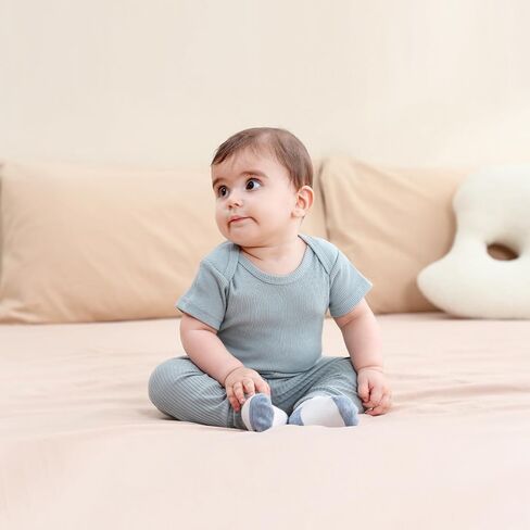 مجموعة هدايا الطفل Layette مكونة من 9 قطع من بدلات الأطفال وسروال ومجموعة ملابس للرضع الأولاد والبنات in Kuwait