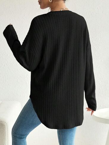 تي شيرت نسائي من COZYEASE بأزرار سفلية للحوامل وأكتاف منسدلة ورقبة على شكل حرف V in Kuwait