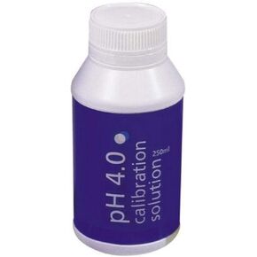 بلو لاب BLU4250 PH 4.0 محلول المعايرة، 250 معايير كيميائية معملية، 500 ملليلتر، شفاف in Kuwait