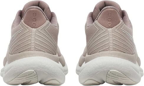 Saucony Women's Triumph 23 Sneaker in Saudi Arabia